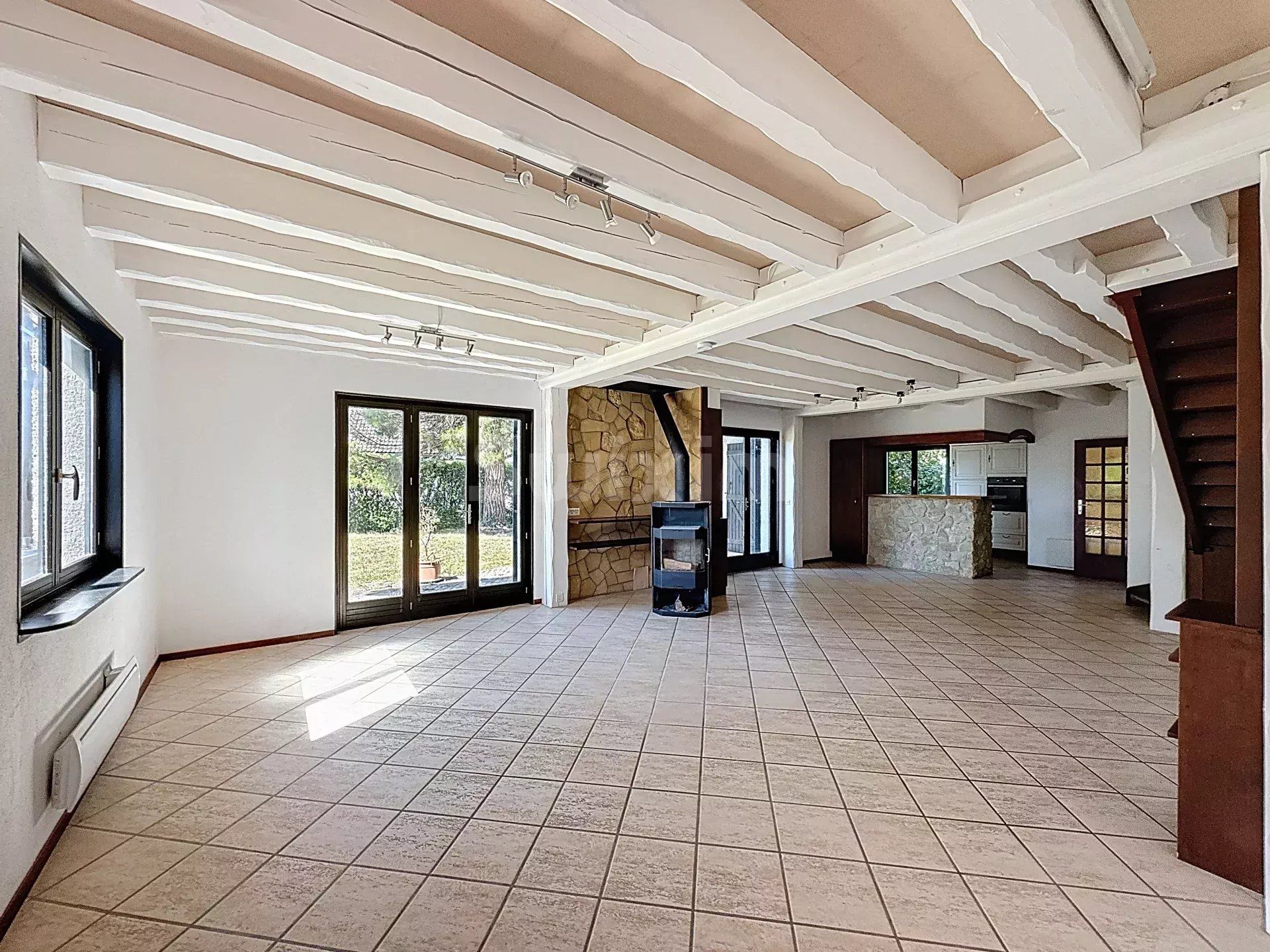 casa 7 Camere in vendita su Borex (1277)