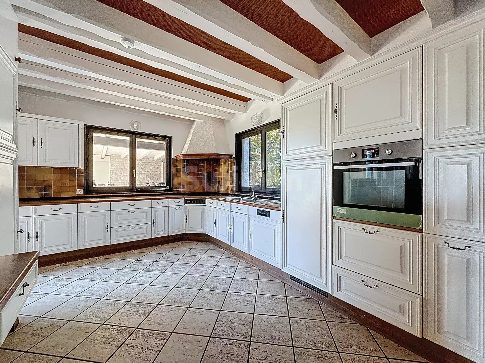 casa 7 Camere in vendita su Borex (1277)