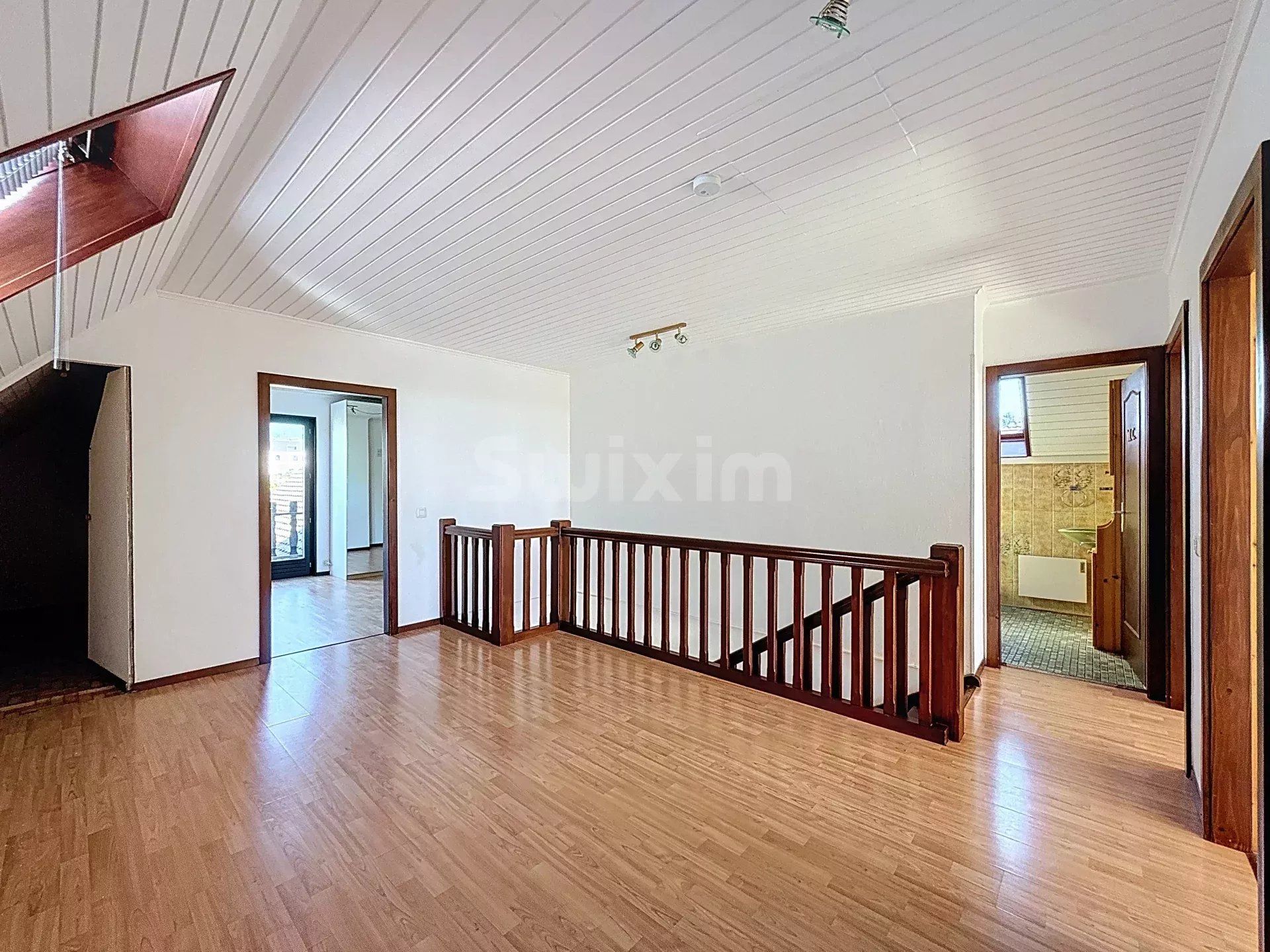 casa 7 Camere in vendita su Borex (1277)