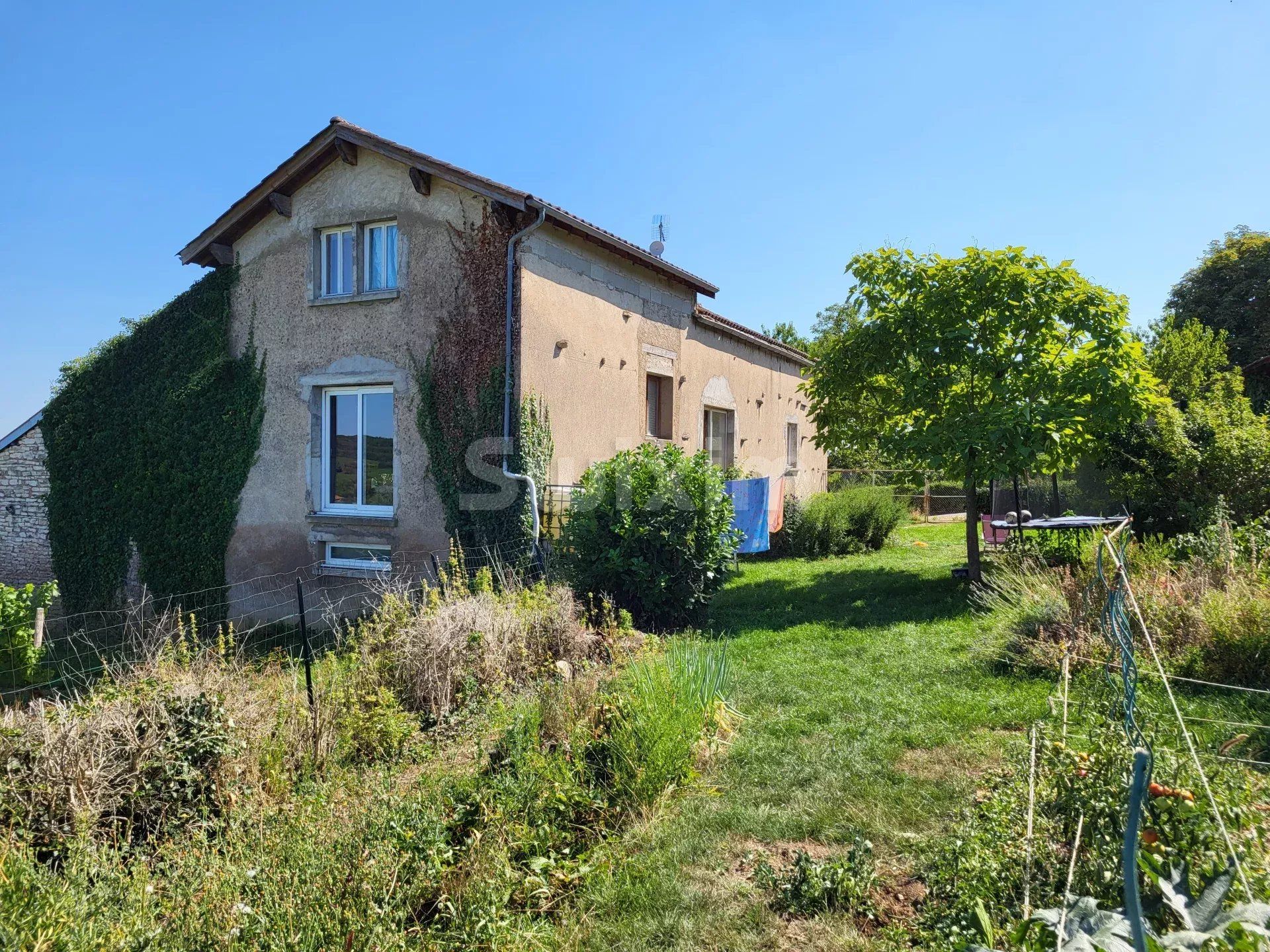 haus 6 Zimmer zum verkauf auf Azé (71260)