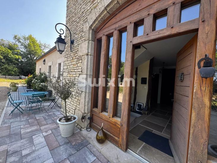 Vendita Casa Avallon 7&nbsp;Camere 274.35&nbsp;m²