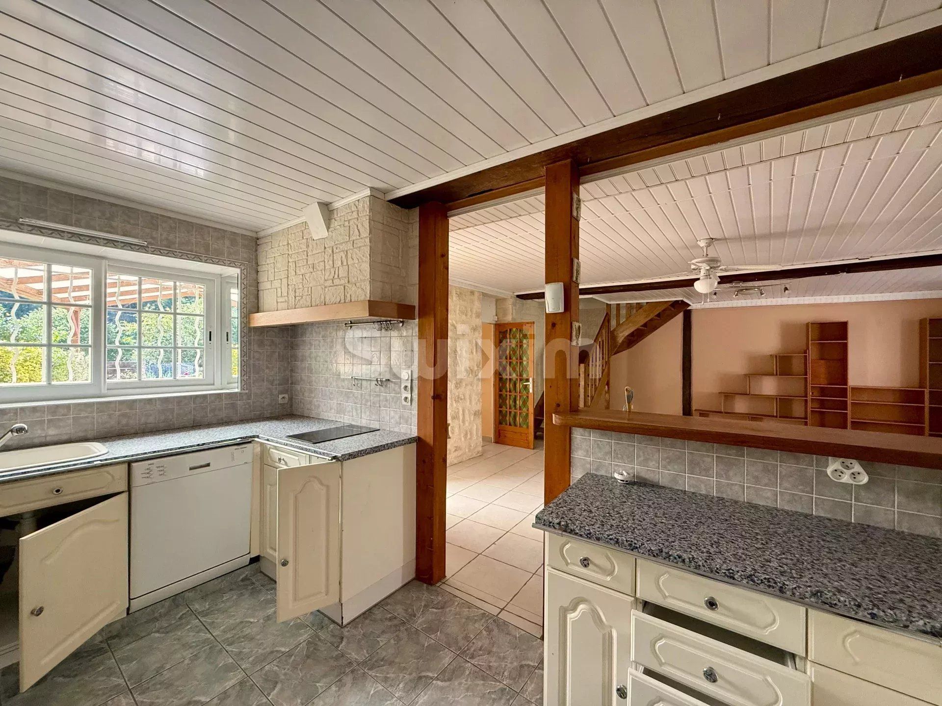 casa 5 Quartos para venda sobre Avallon (89200)