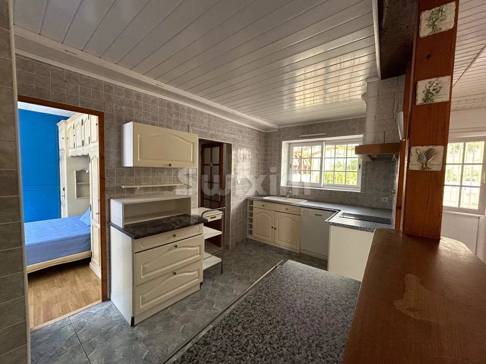 casa 5 Quartos para venda sobre Avallon (89200)