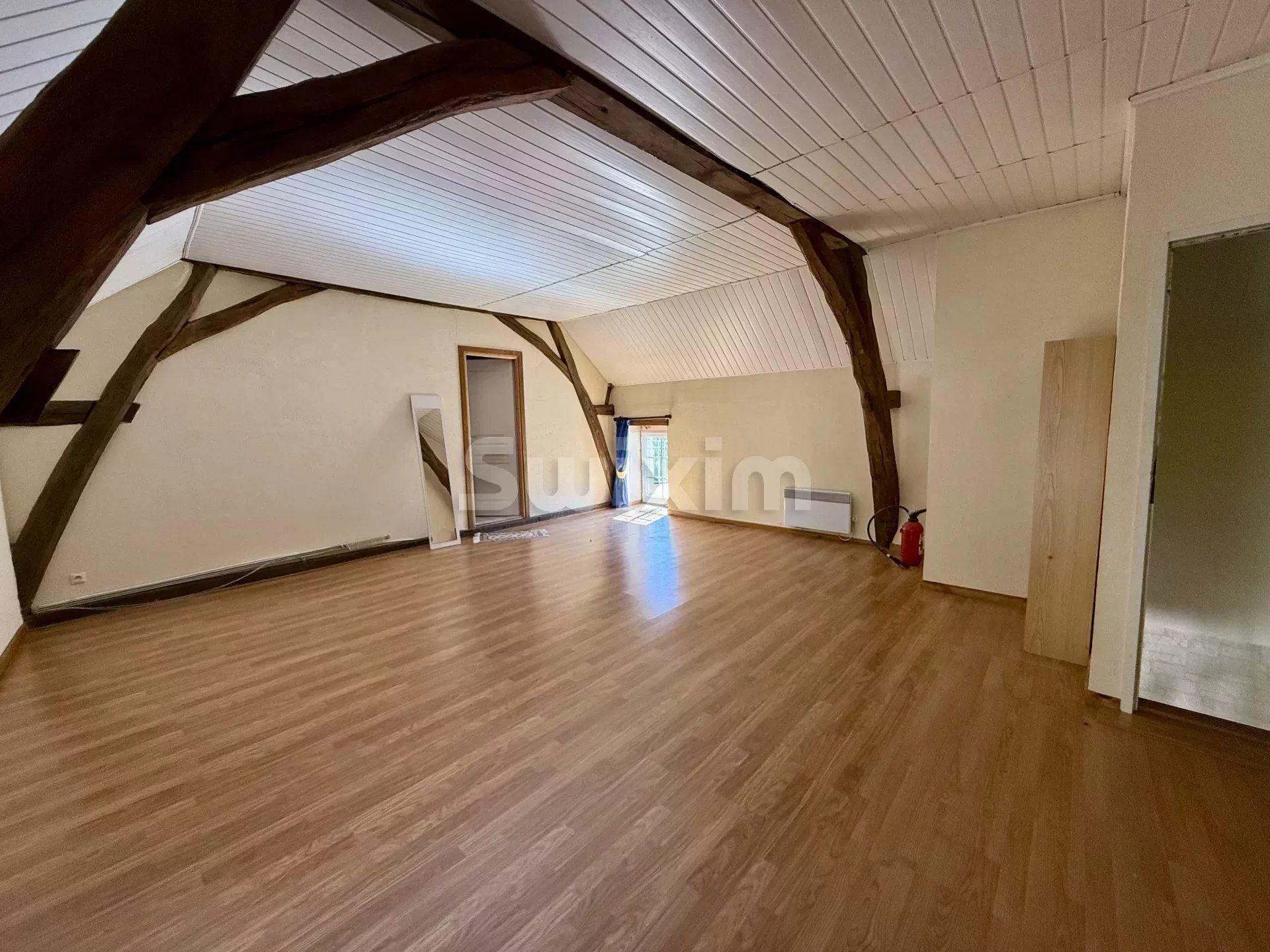 casa 5 Quartos para venda sobre Avallon (89200)