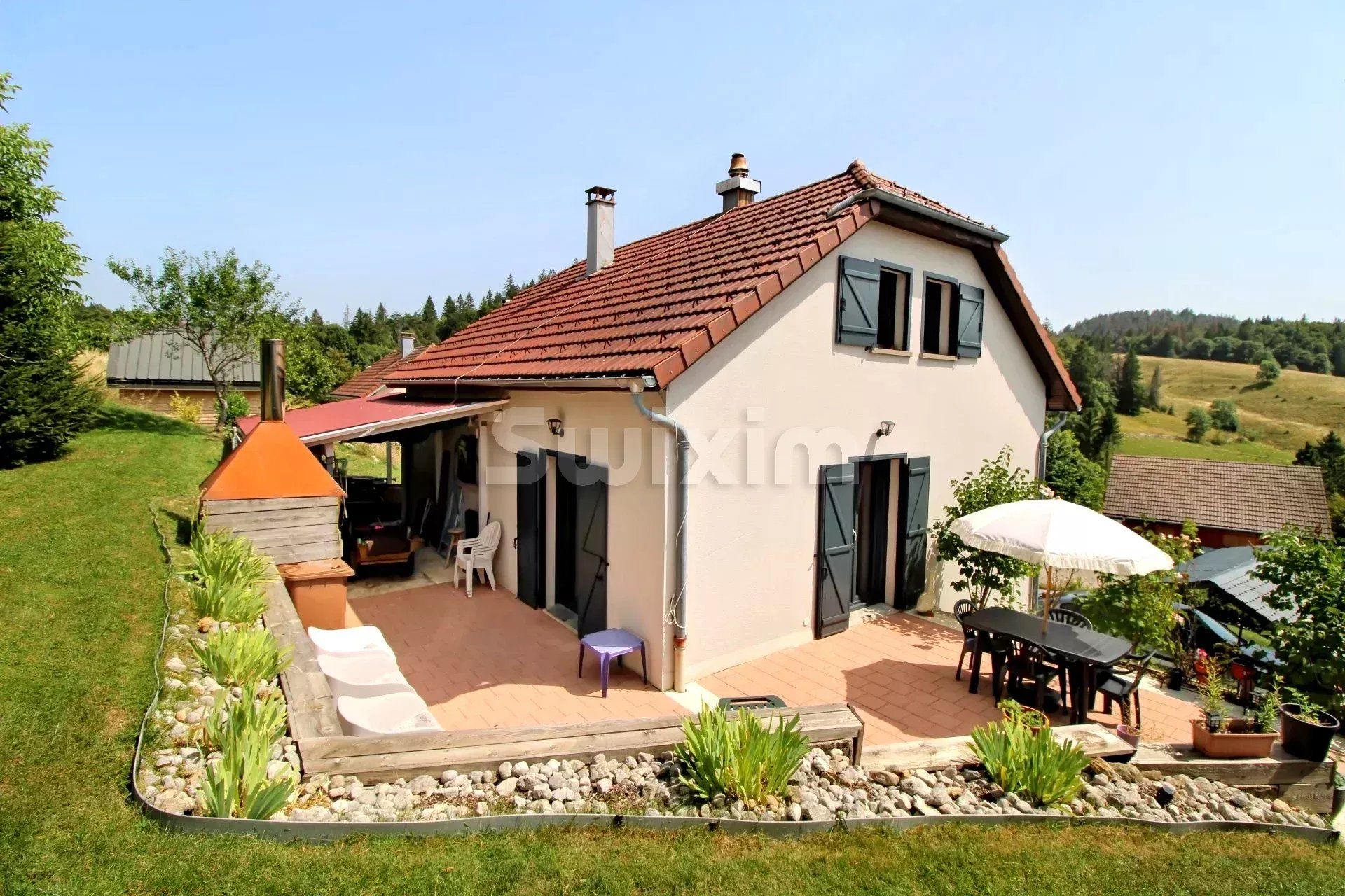 casa 5 Camere in vendita su Lamoura (39310)