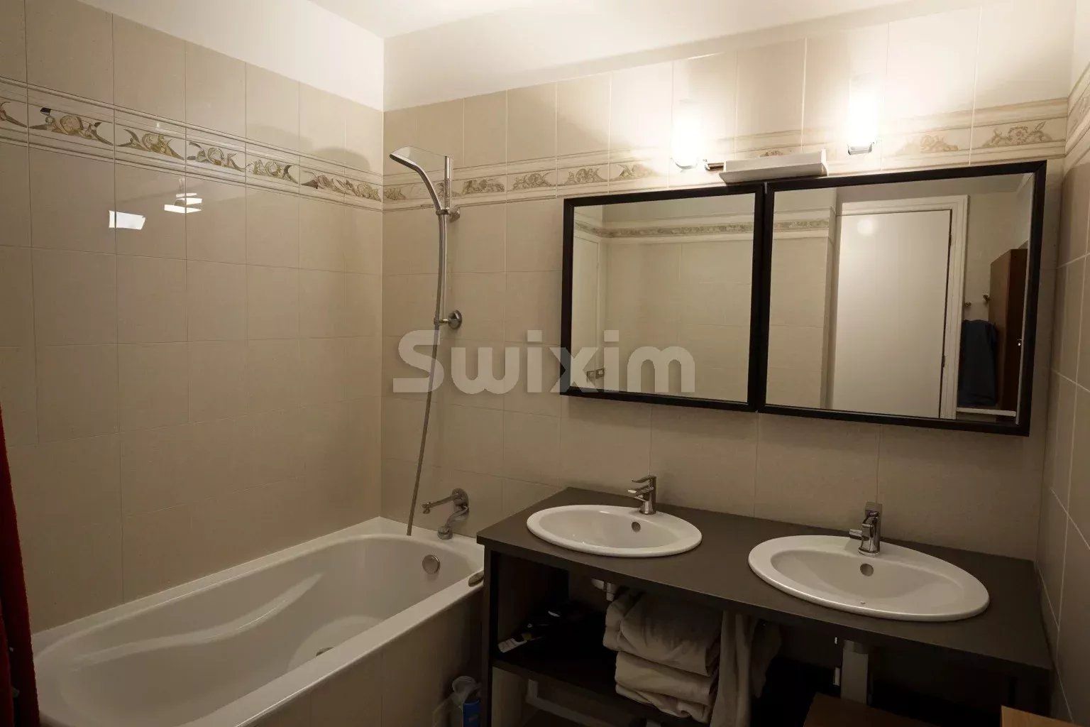 apartment 3 Rooms for sale on Marseille 3ème (13003)