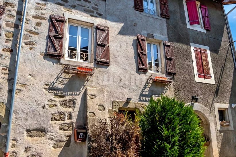 Vente Maison Sciez 8 Pièces 133 m²