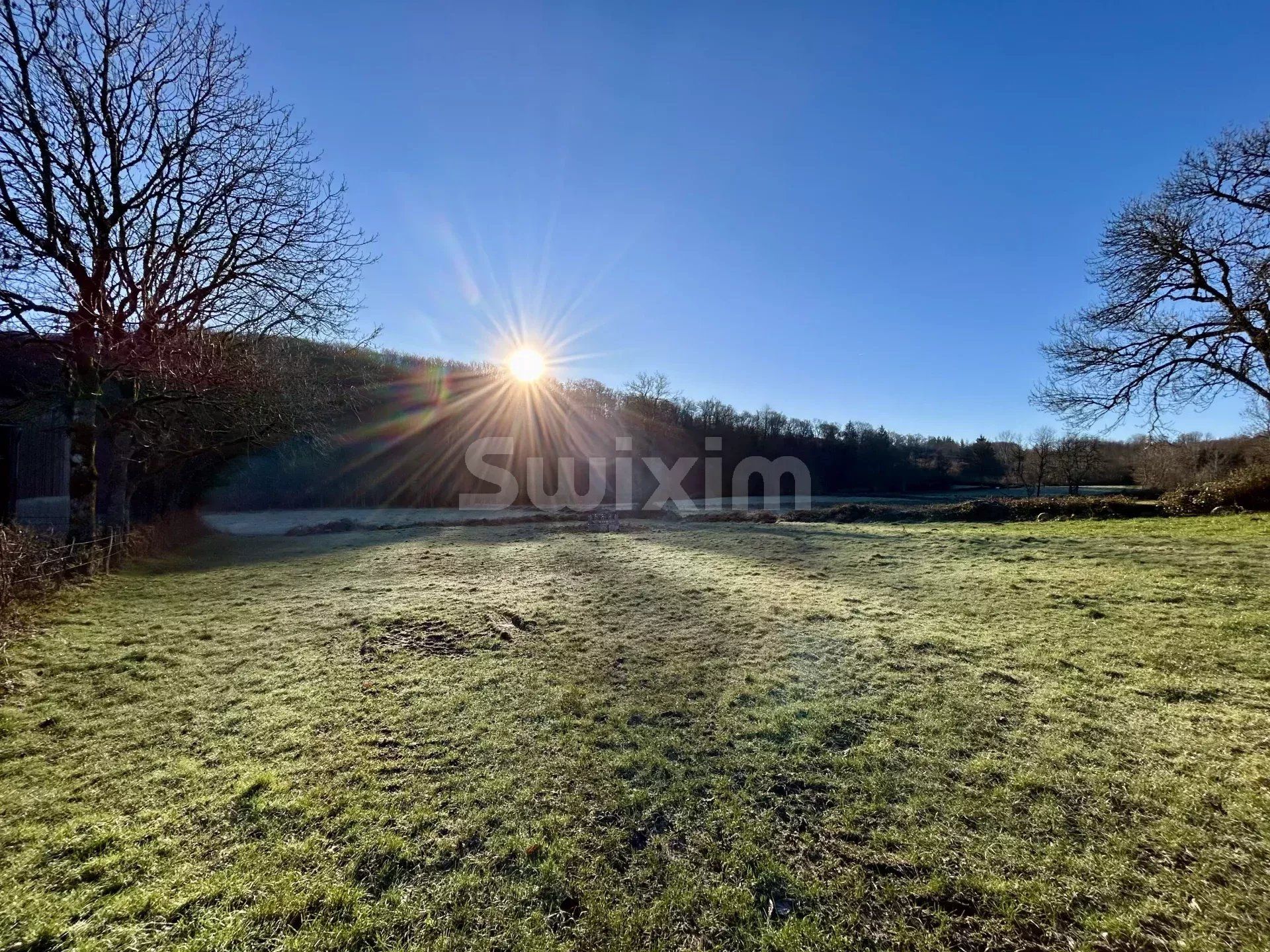 casa 1 camera in vendita su Quarré-les-Tombes (89630)