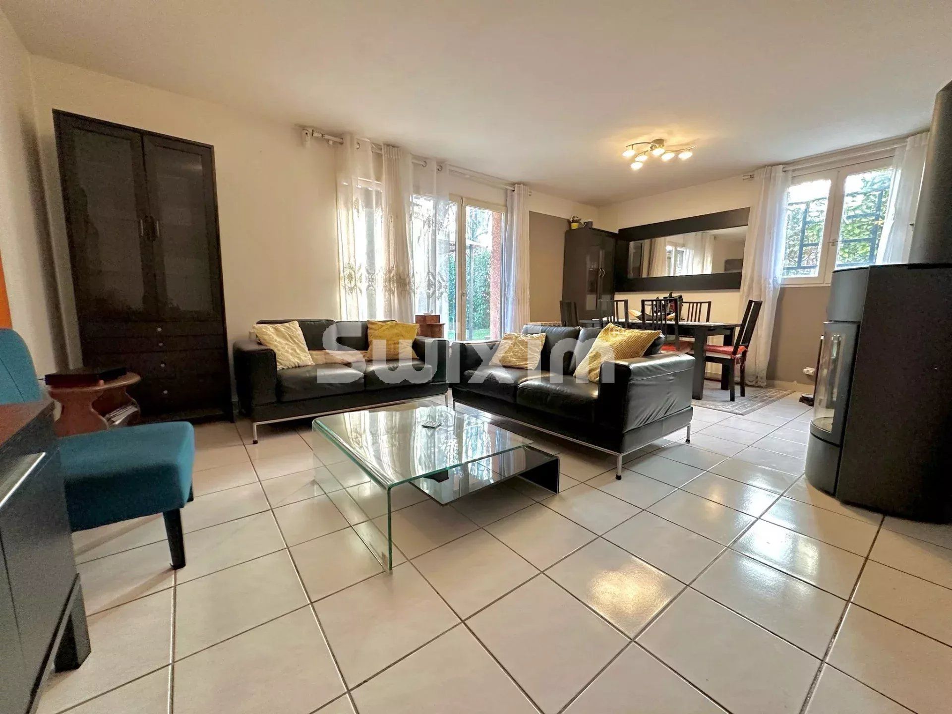 casa 5 Salas en venta en Ferney-Voltaire (01210)