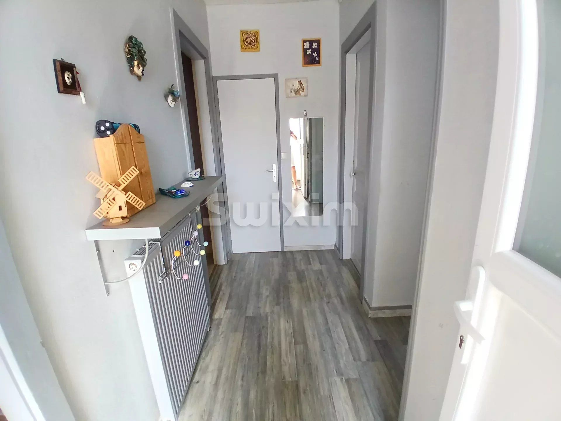 house 9 Rooms for sale on Champagnole (39300)