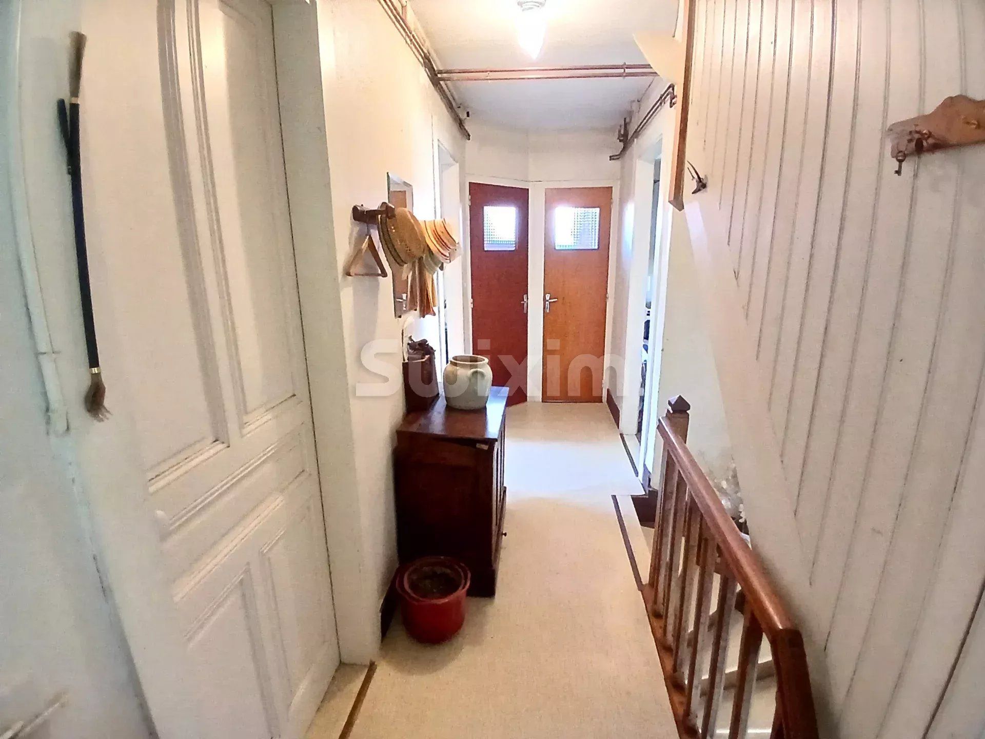 house 9 Rooms for sale on Champagnole (39300)