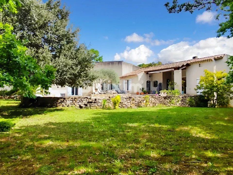 casa 4 Quartos para venda sobre Donzère (26290)