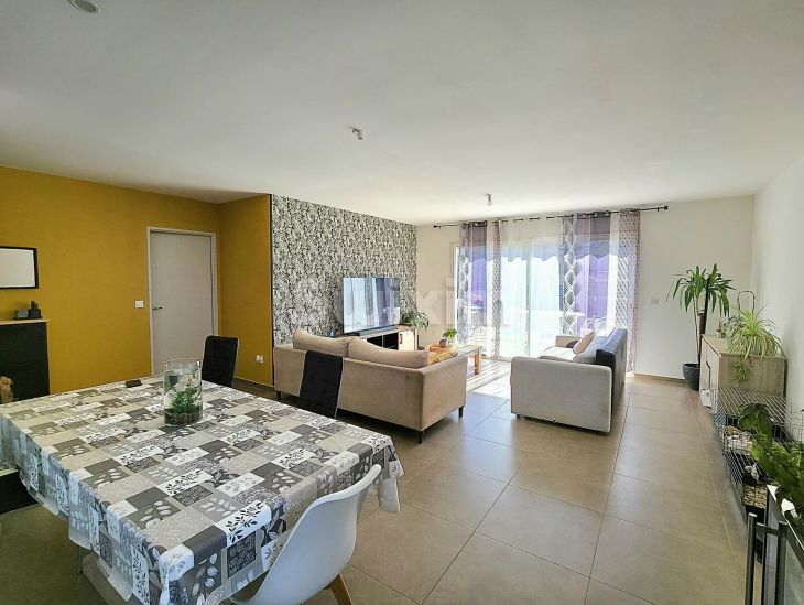 Vente Maison Valréas 5 Pièces 92 m²