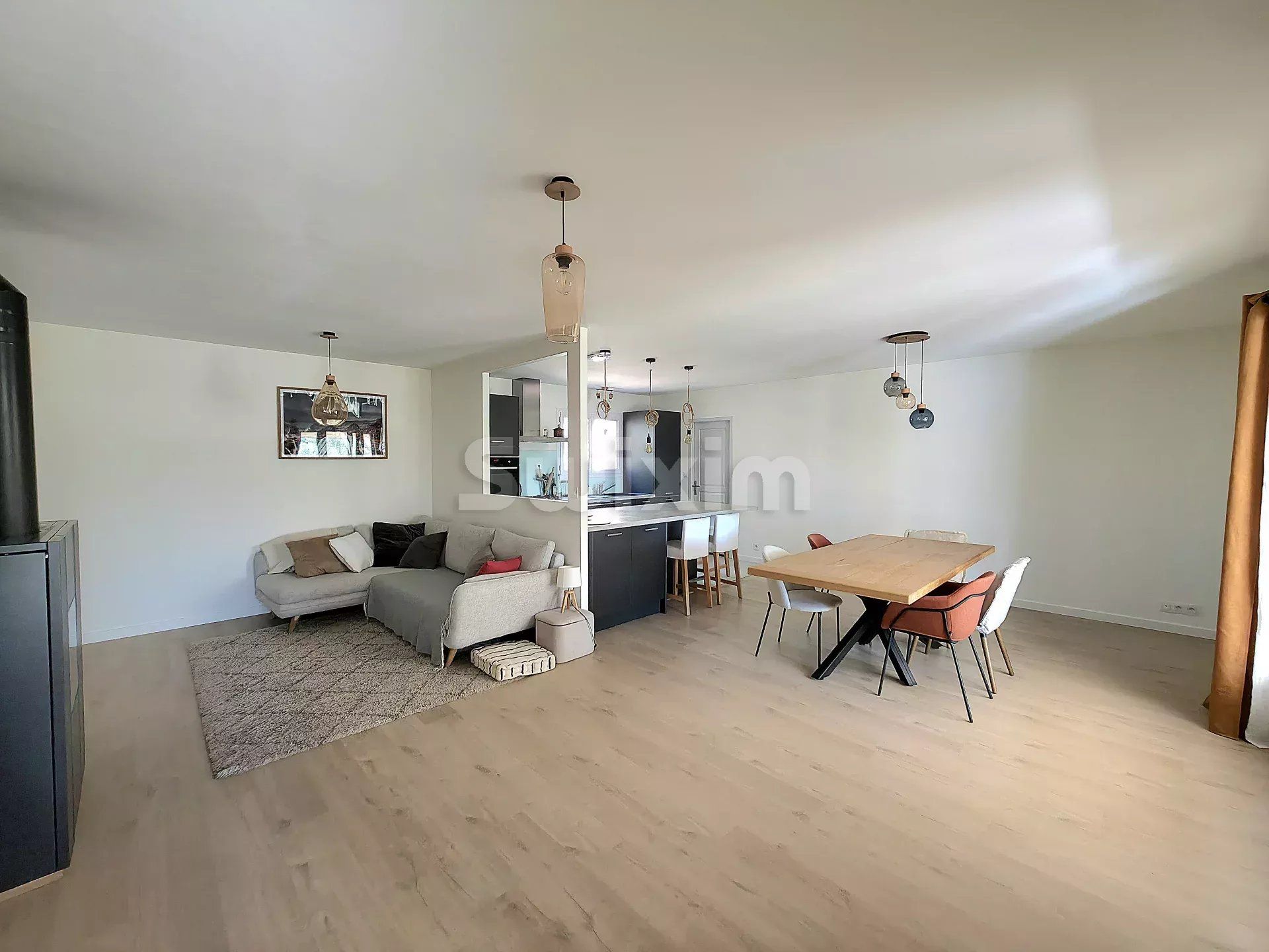 haus 6 Zimmer zum verkauf auf Visan (84820)