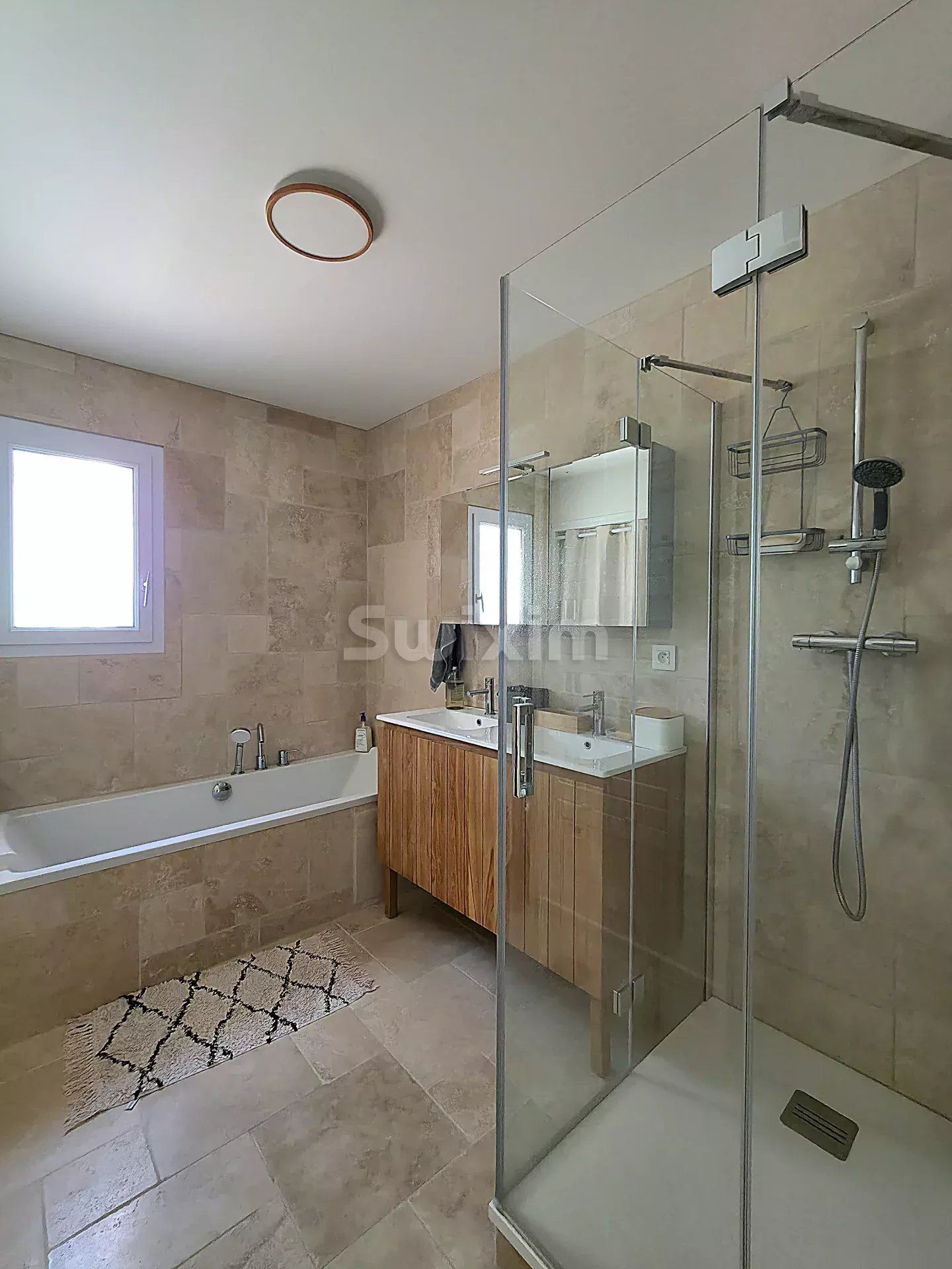 haus 6 Zimmer zum verkauf auf Visan (84820)