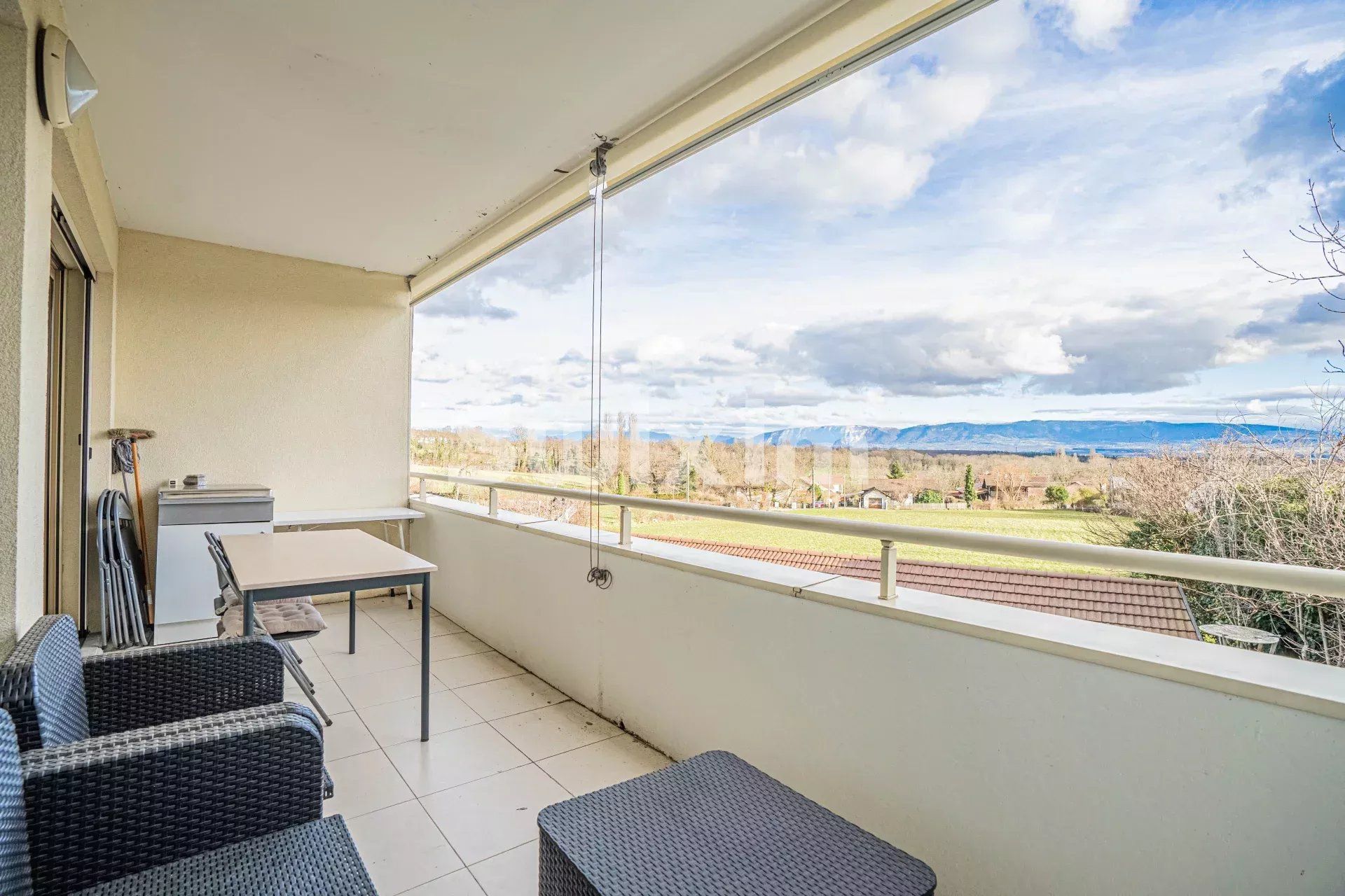 apartamento 3 Salas en venta en Péron (01630)