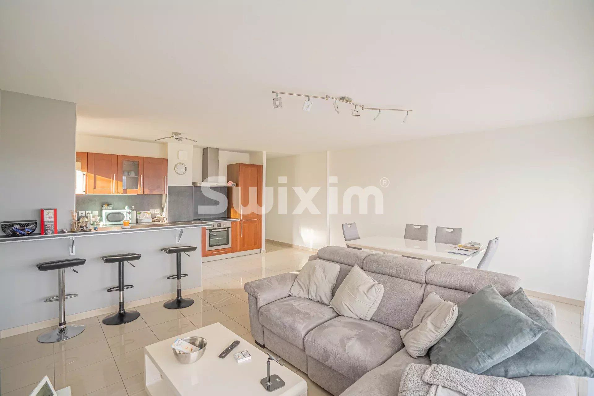 apartamento 3 Salas en venta en Péron (01630)