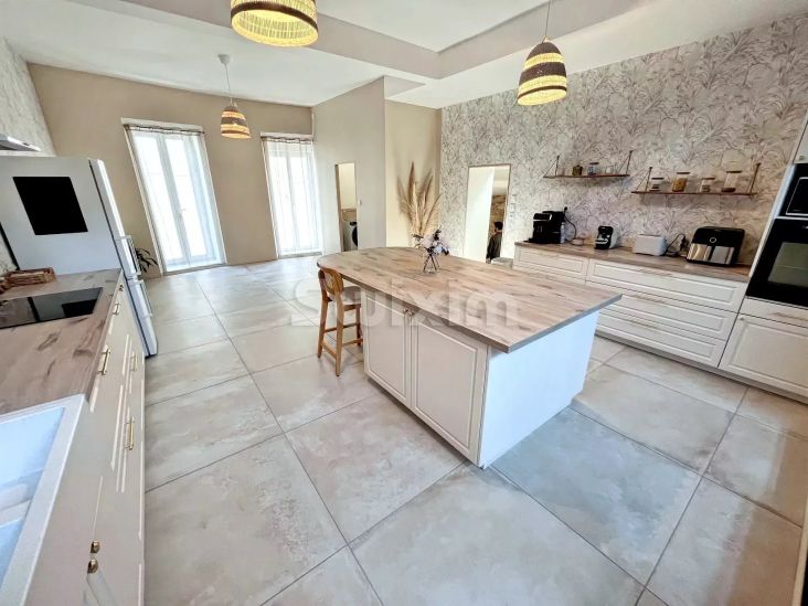 Vente Maison Marseillan 6 Pièces 226 m²