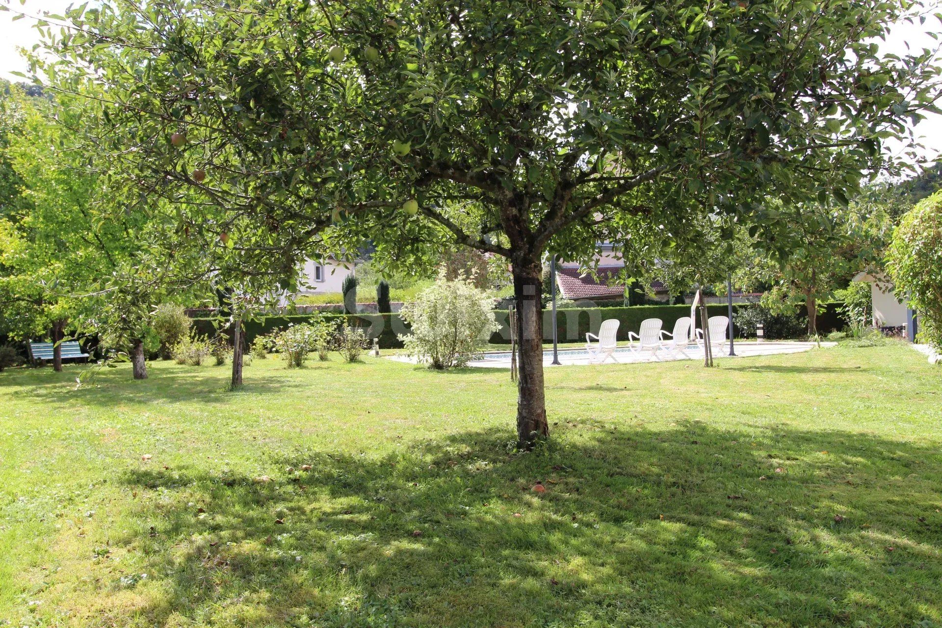 propriété 11 Pièces en vente sur Maîche (25120)