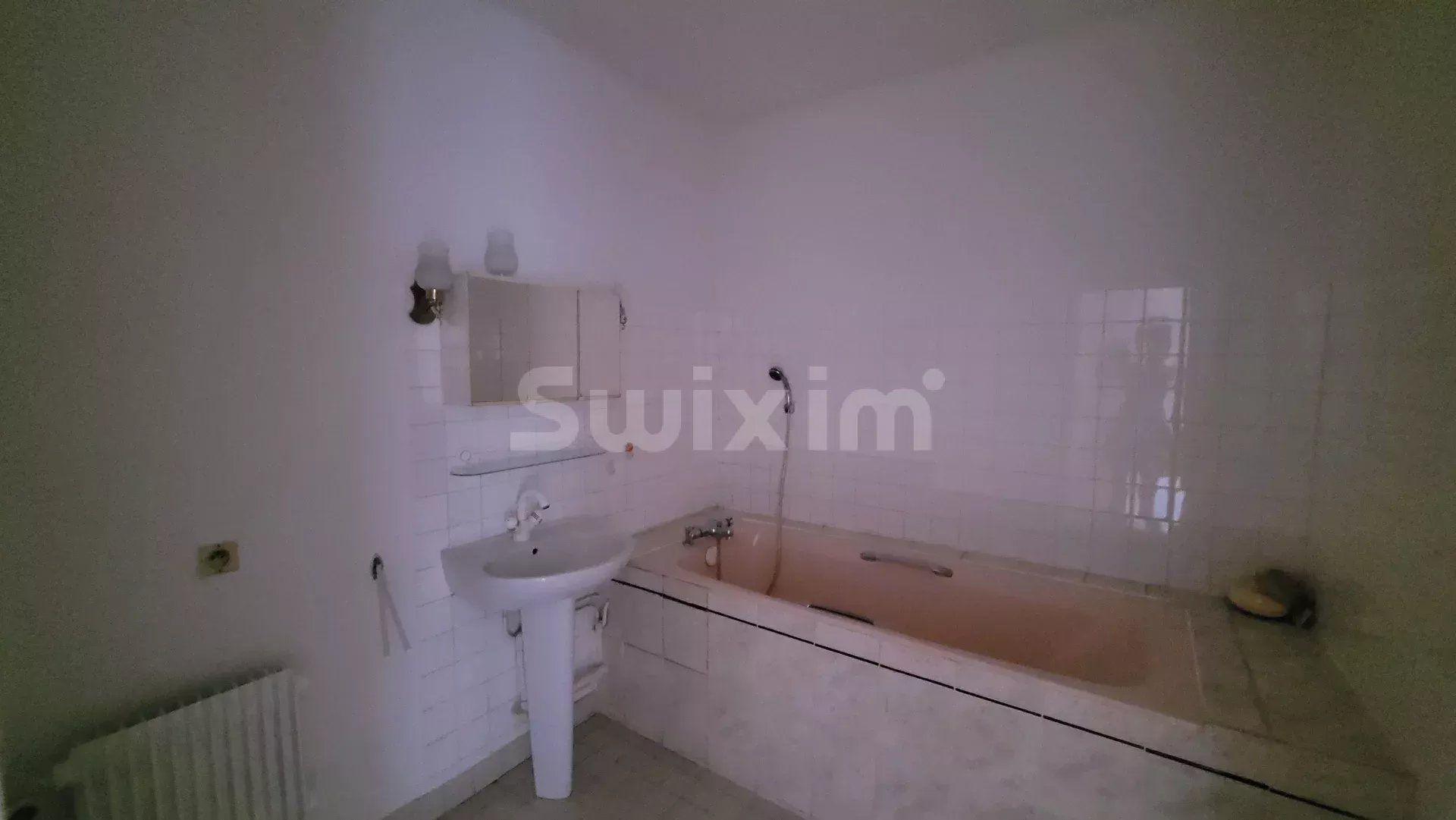 appartement 5 Zimmer zum verkauf auf Lons-le-Saunier (39000)