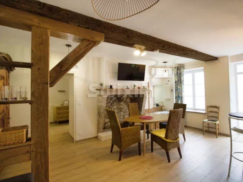 commercial local 35 Rooms for sale on Cheverny (41700)