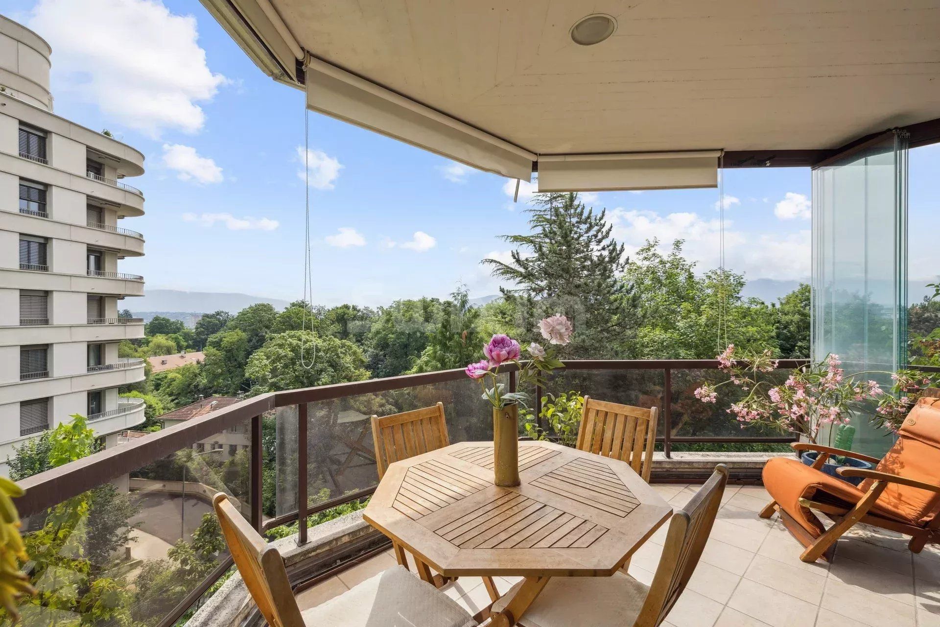 appartement 6 Pièces en vente sur Genève (1200)