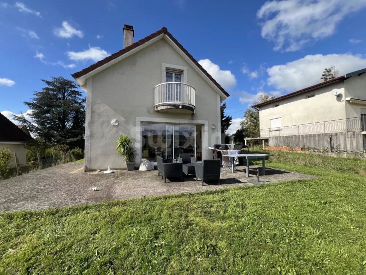 Vente Maison Lons-le-Saunier 5 Pièces 137 m²
