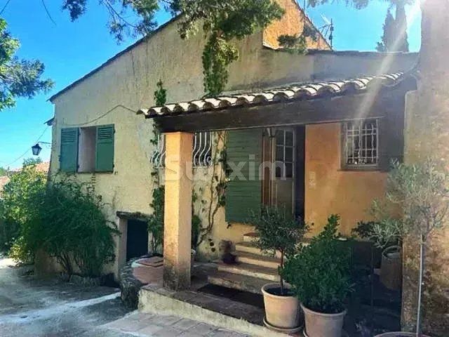 maison 8 Pièces en vente sur Cogolin (83310)