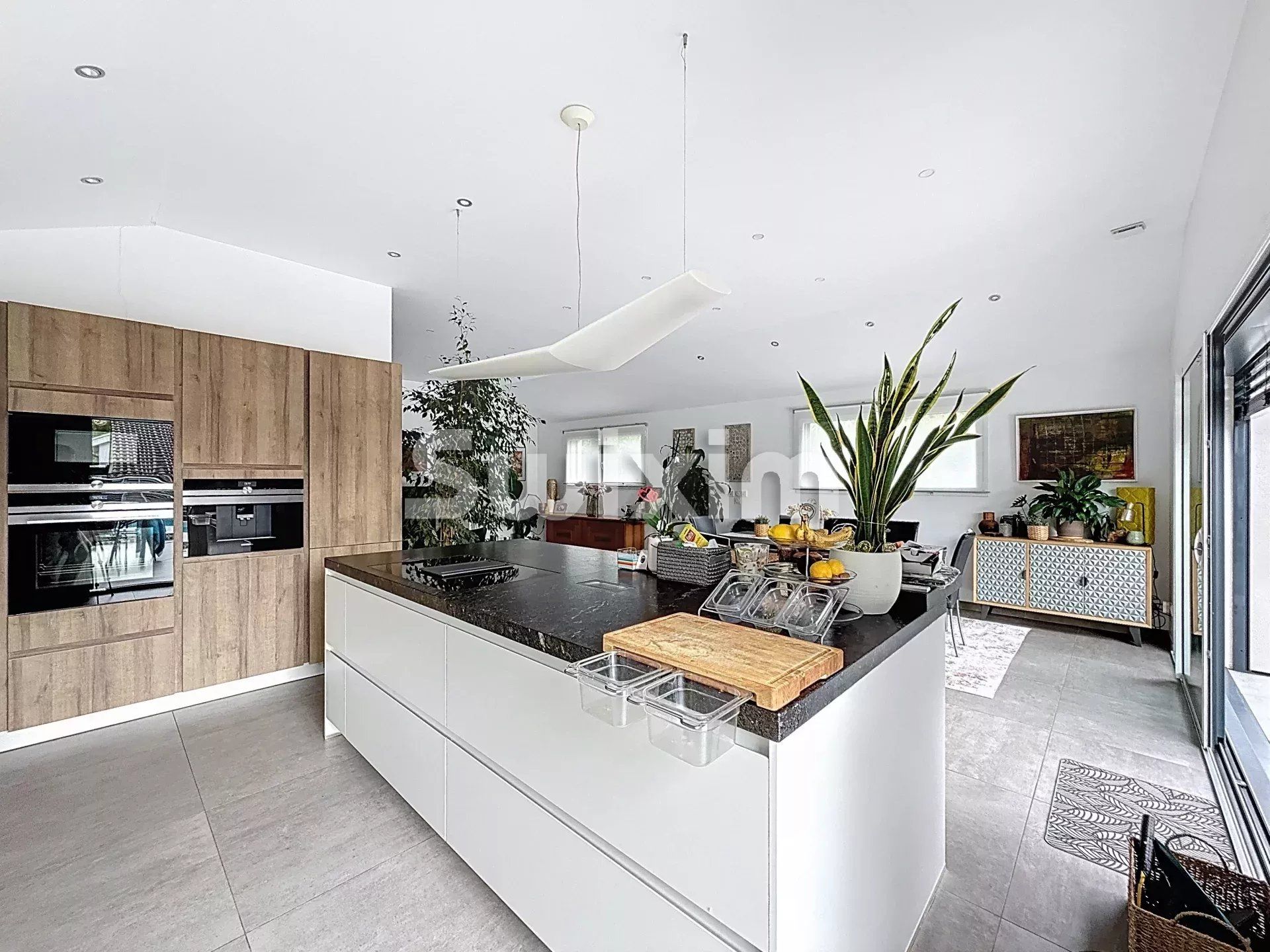 casa 7 Camere in vendita su Divonne-les-Bains (01220)