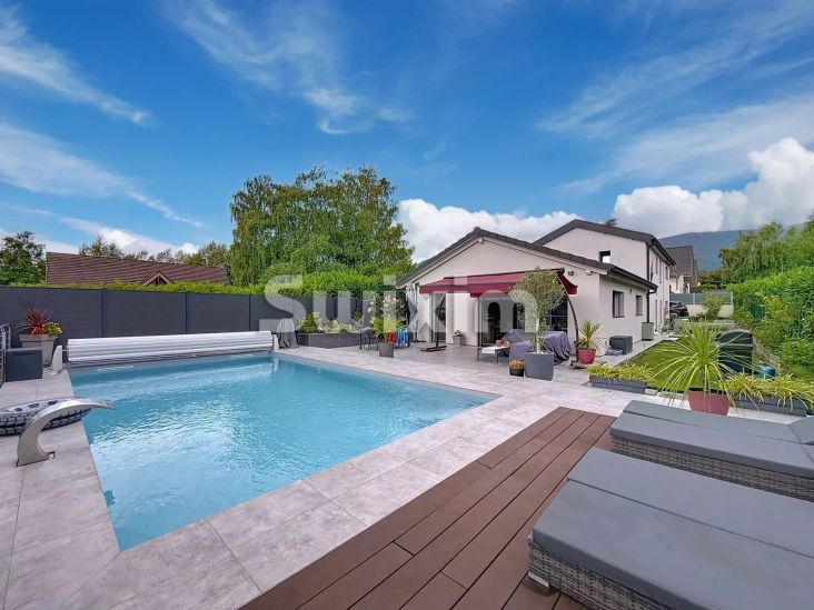 Vente Maison Divonne-les-Bains 7 Pièces 191 m²