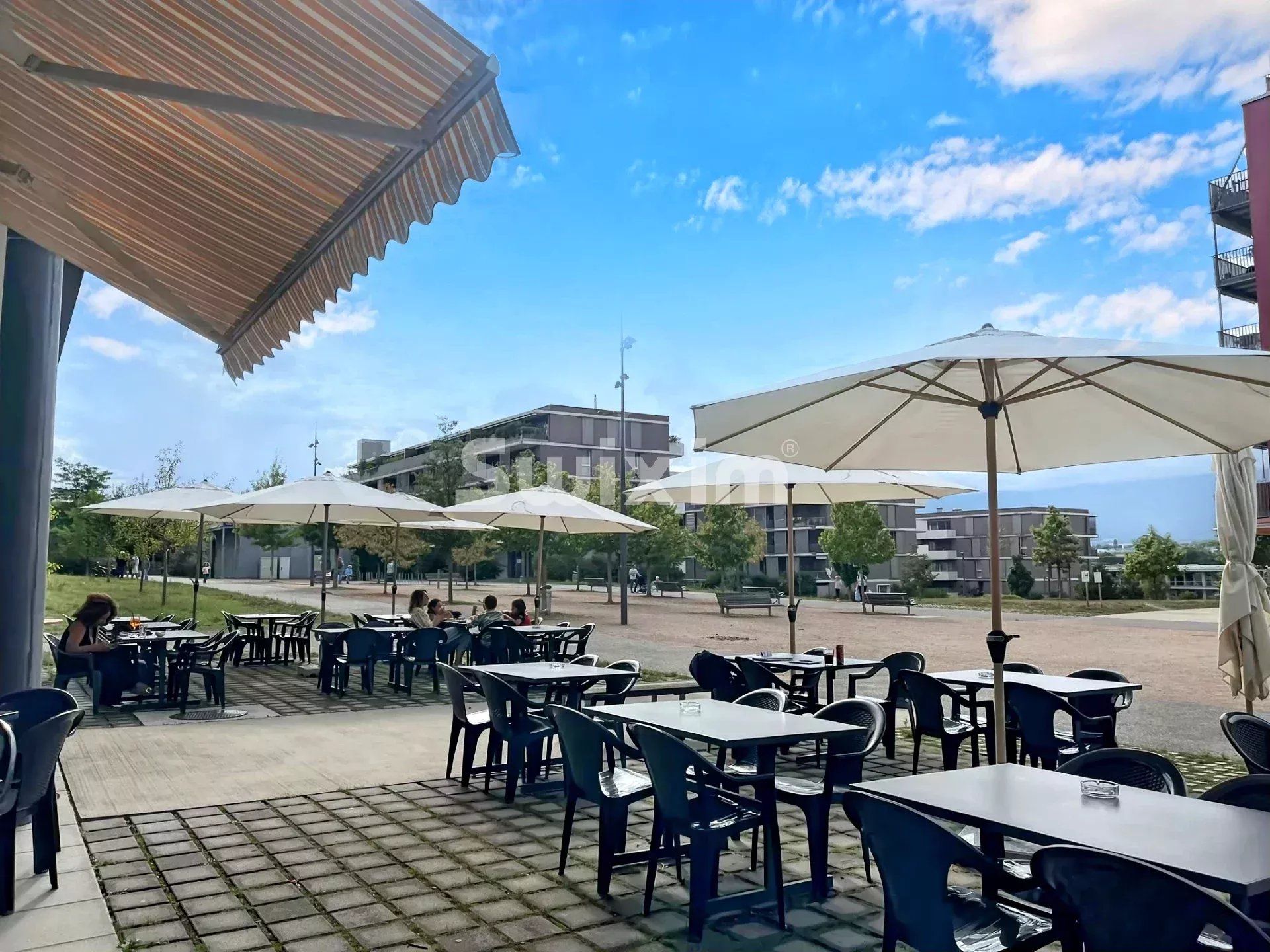 local comercial 1 sala en venta en Meyrin (1217)