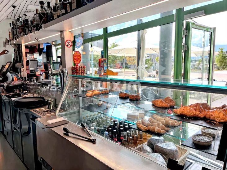 Venta Local comercial Meyrin 1&nbsp;sala 142&nbsp;m²