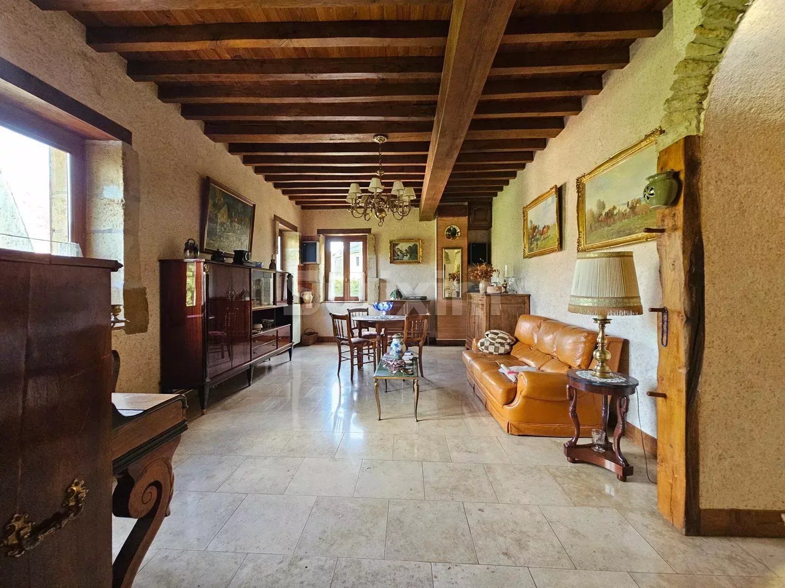 casa 6 Quartos para venda sobre Vézelay (89450)