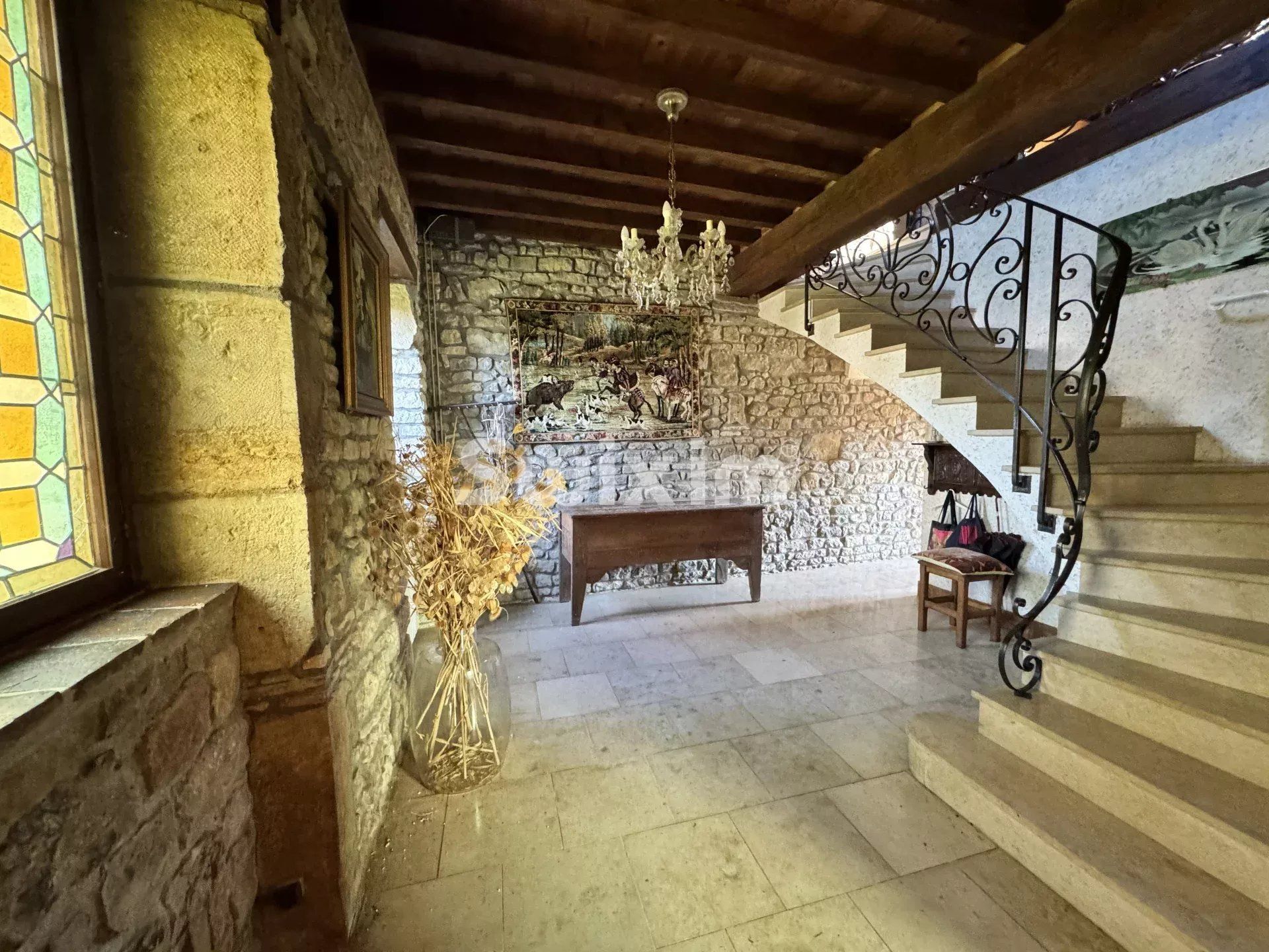 house 7 Rooms for sale on Bazoches (58190)