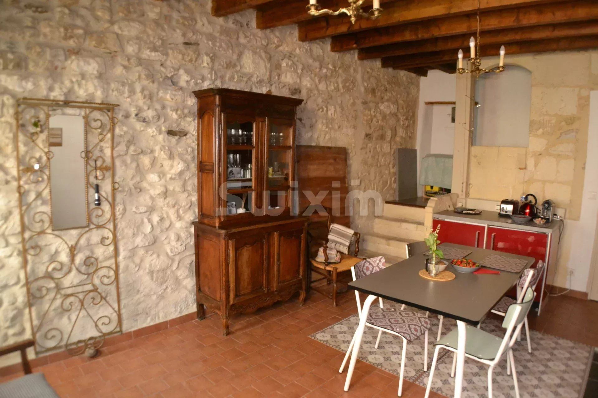 townhouse 4 Rooms for sale on Arles (13200)