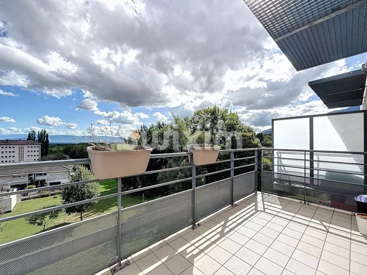 Vente Appartement Gex 3 Pièces 68 m²