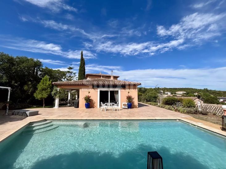 Vente Villa Saint Aygulf 6 Pièces 220 m²