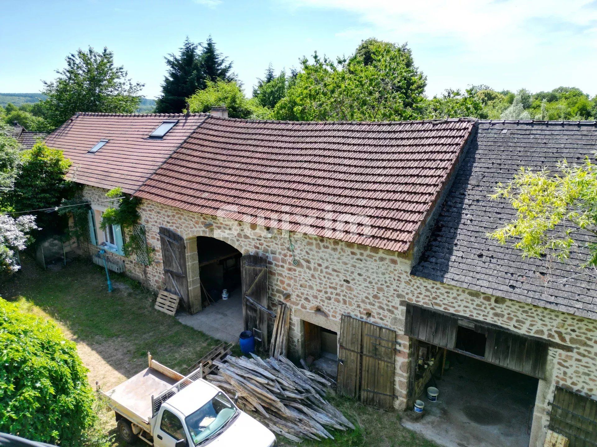 casa 6 Quartos para venda sobre Saint-Didier (21210)