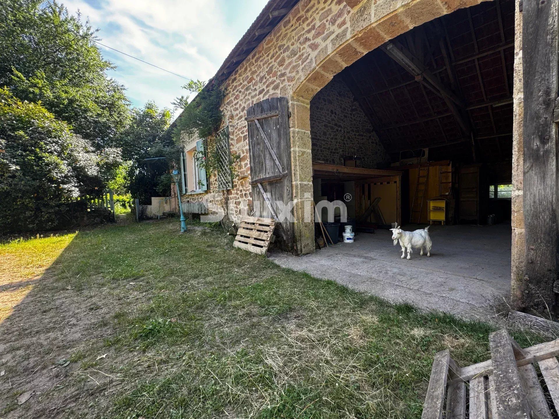 casa 6 Quartos para venda sobre Saint-Didier (21210)