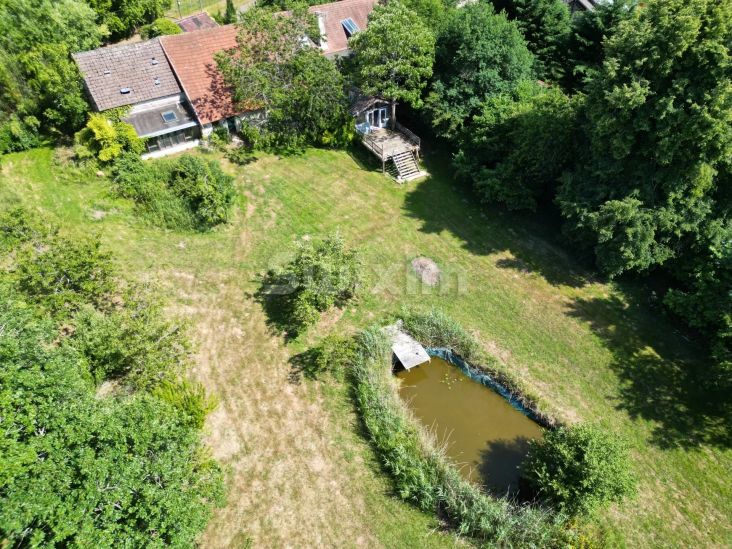 Vente Maison Saint-Didier 6 Pièces 180 m²