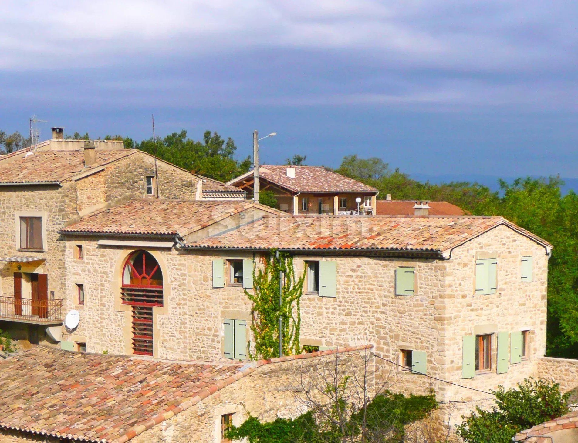 casa 12 Camere in vendita su Grane (26400)