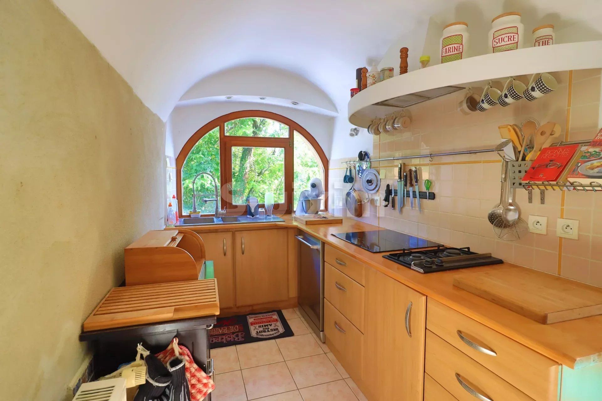 maison 12 Pièces en vente sur Grane (26400)