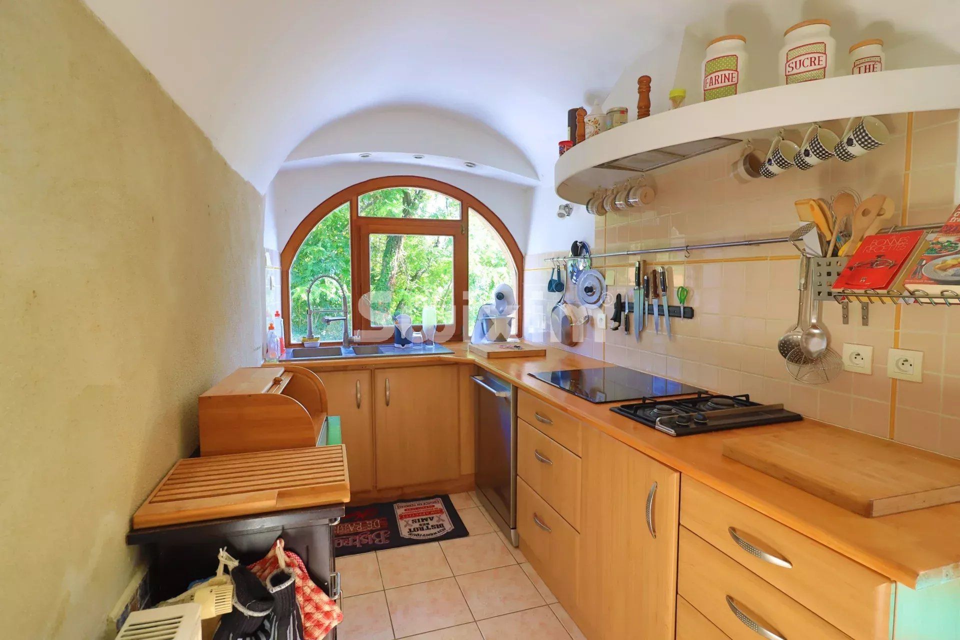 maison 12 Pièces en vente sur Grane (26400)