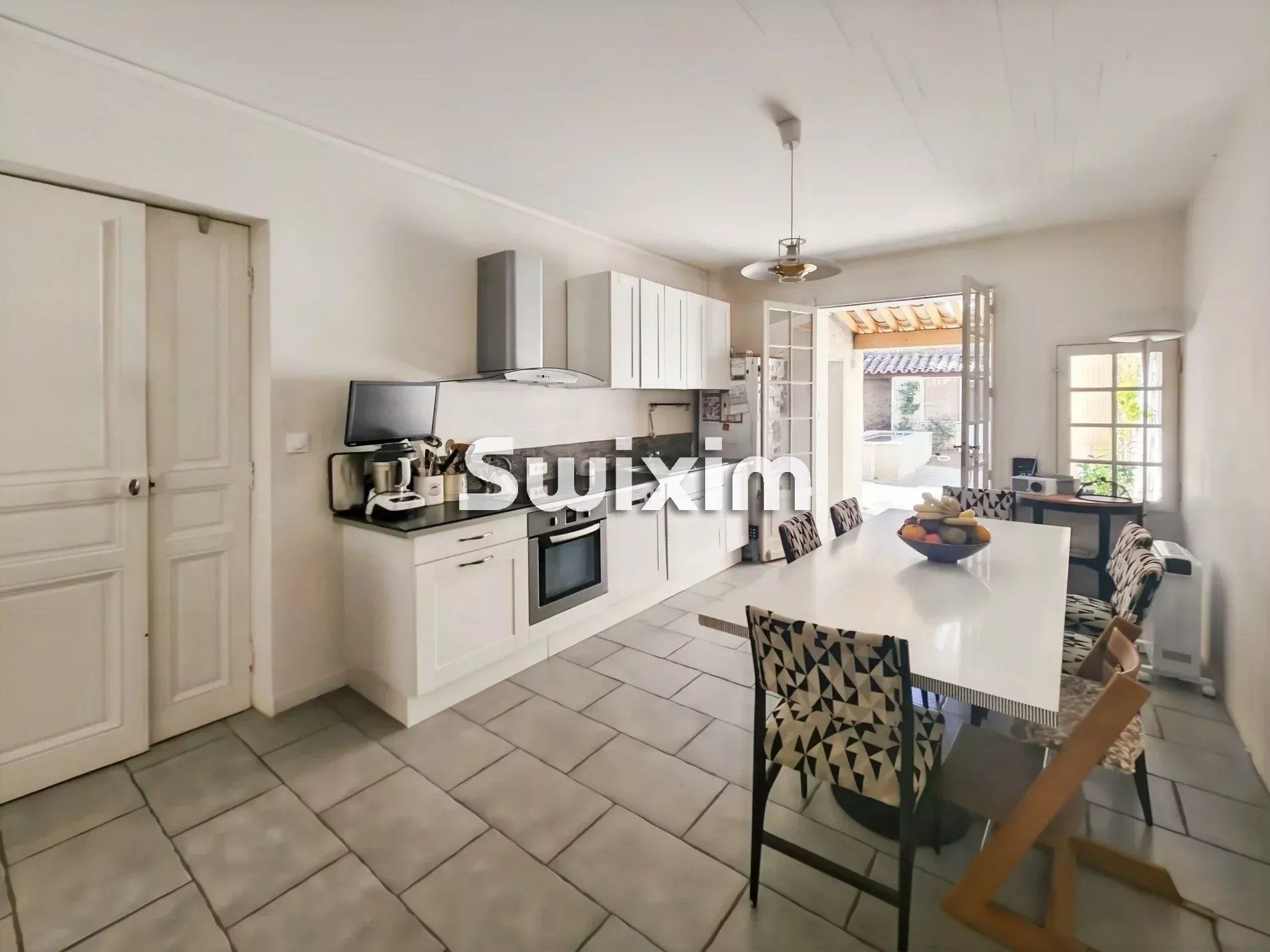 casa di città 8 Camere in affitto su Pierrelatte (26700)