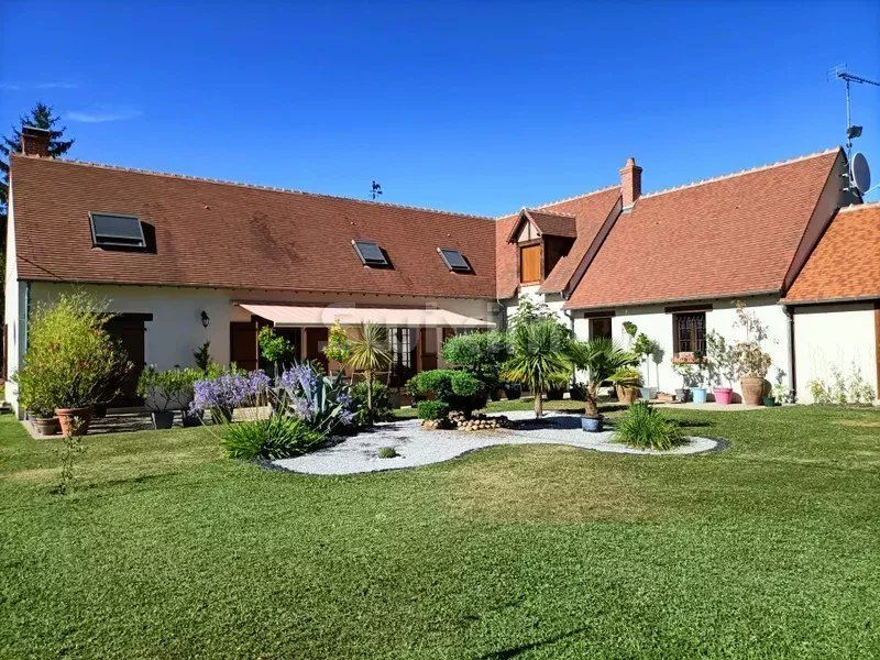 maison 7 Pièces en vente sur Orléans (45000)