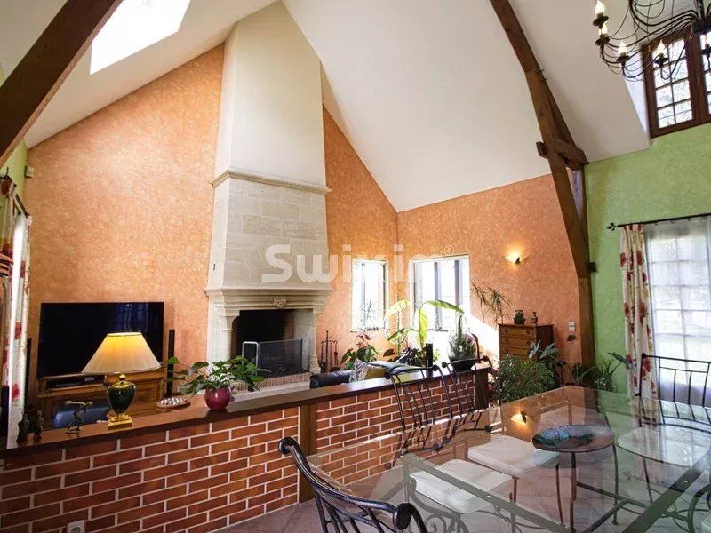 casa 7 Camere in vendita su Orléans (45000)