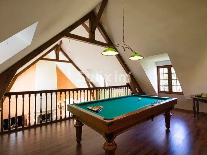 casa 7 Camere in vendita su Orléans (45000)