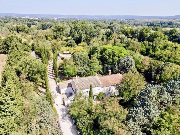 Vente Mas Fournès 13 Pièces 400 m²