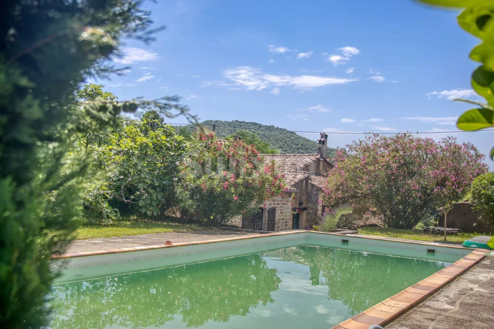 mas 8 Pièces en vente sur Alès (30100)