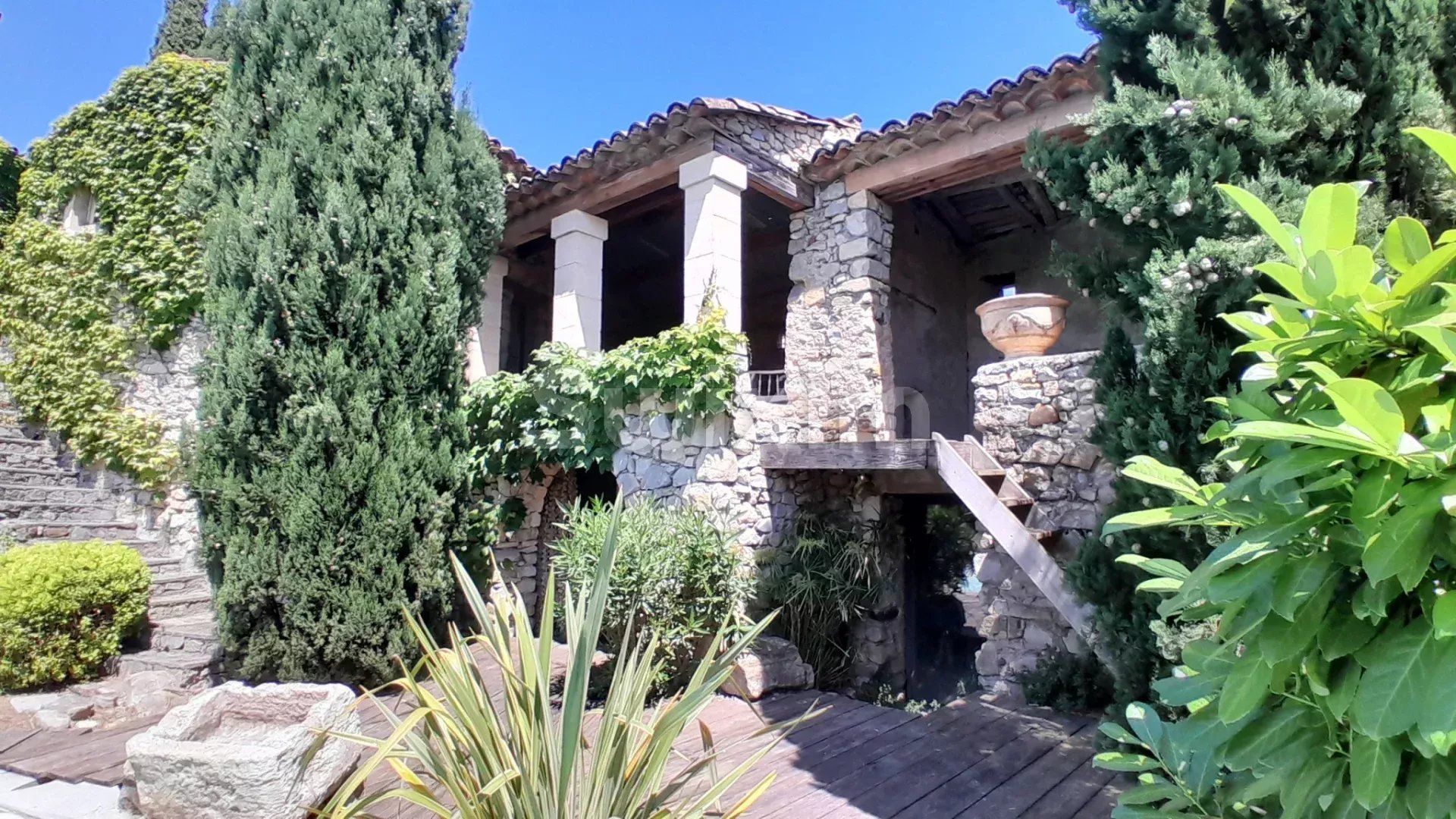 maison 21 Pièces en vente sur Massanes (30350)